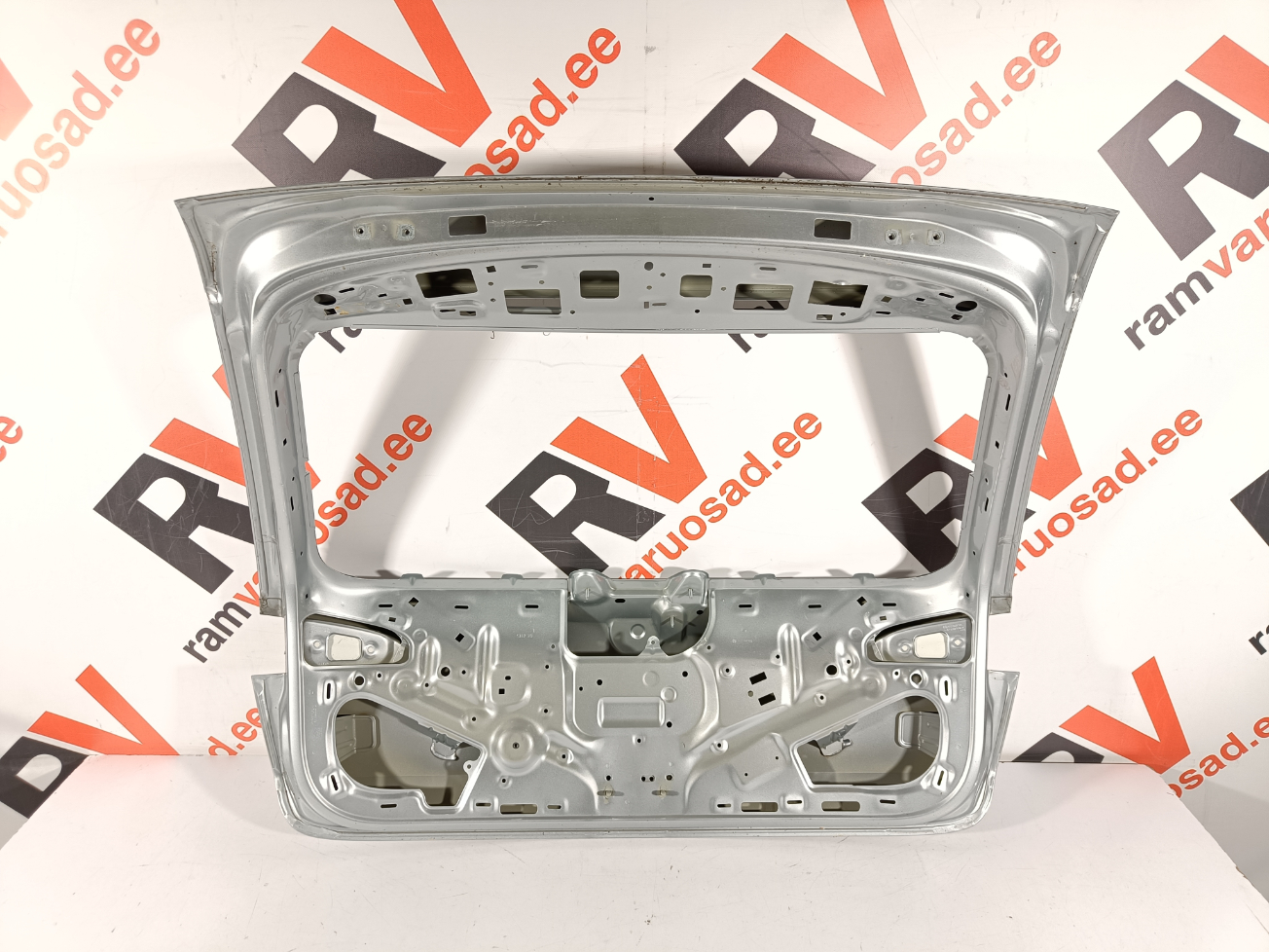 Skoda Scala tagaluuk / trunklid - pilt 4