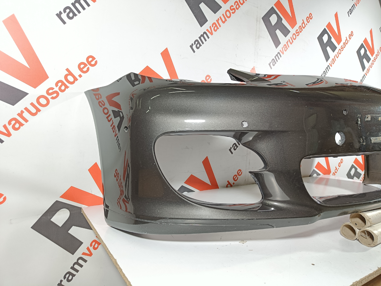 Porsche Panamera esistange / front bumper - pilt 2