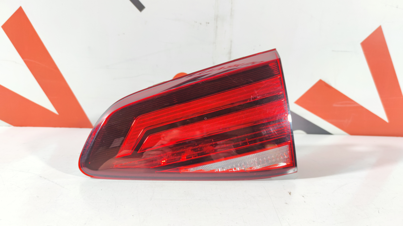 Volkswagen Golf MK7 tagatuli / rear light  - pilt 4