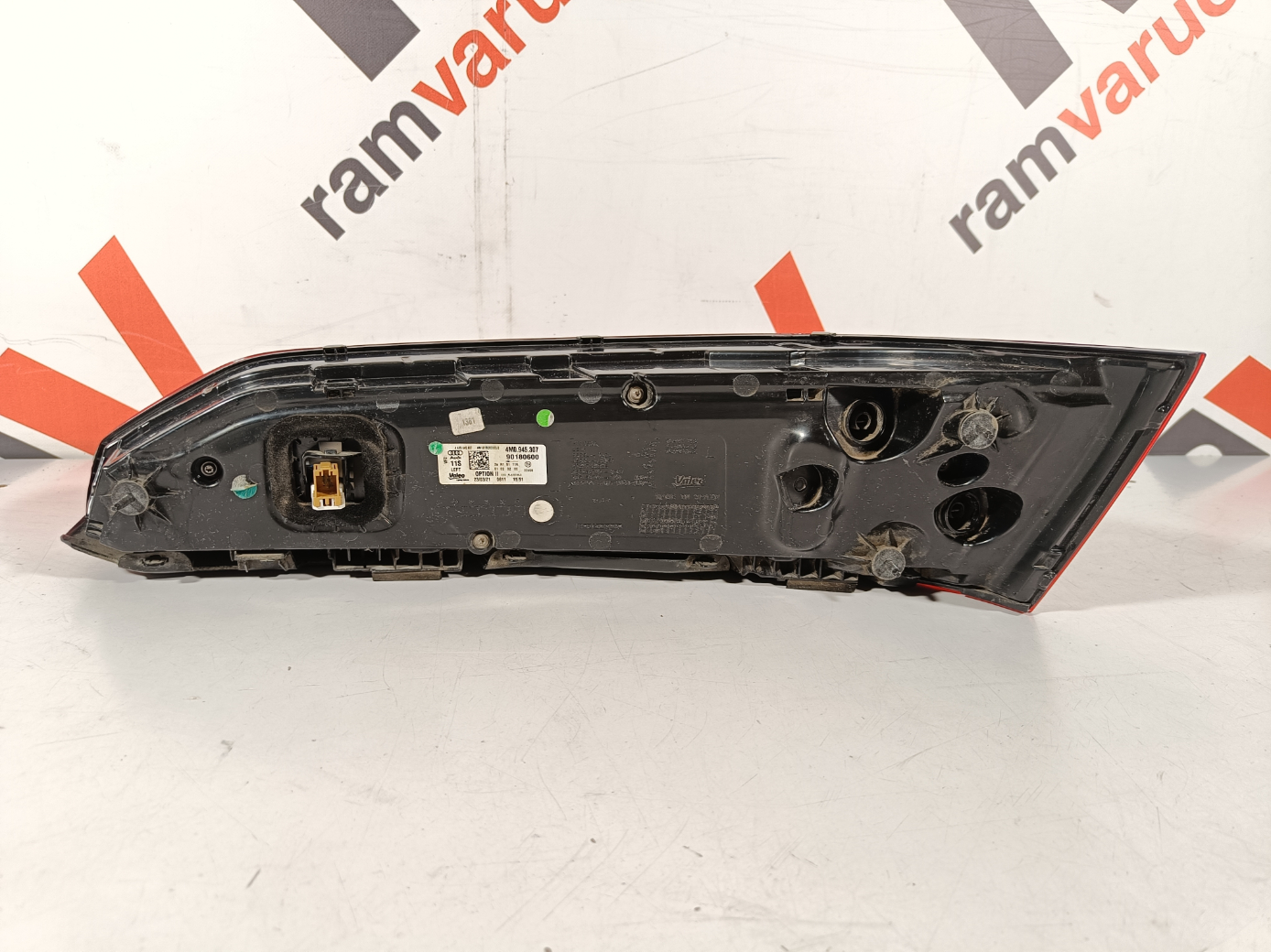 Audi Q7 tagatuli / rearlight - pilt 2