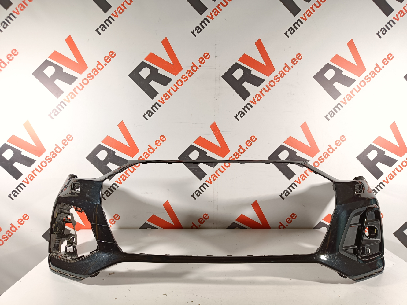 Audi Q5 esistange / front bumper