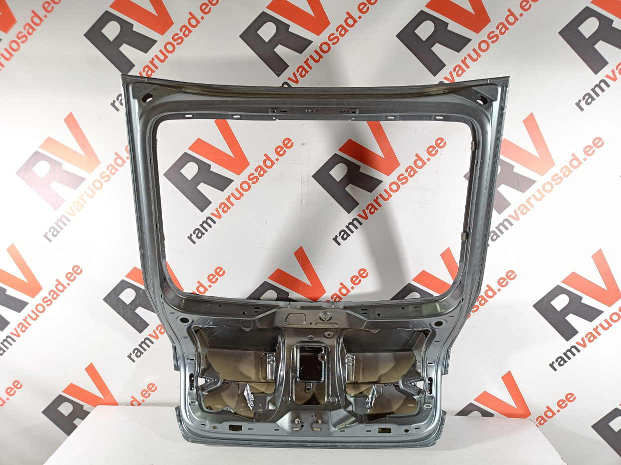 Skoda Superb tagaluuk / trunk lid - pilt 4