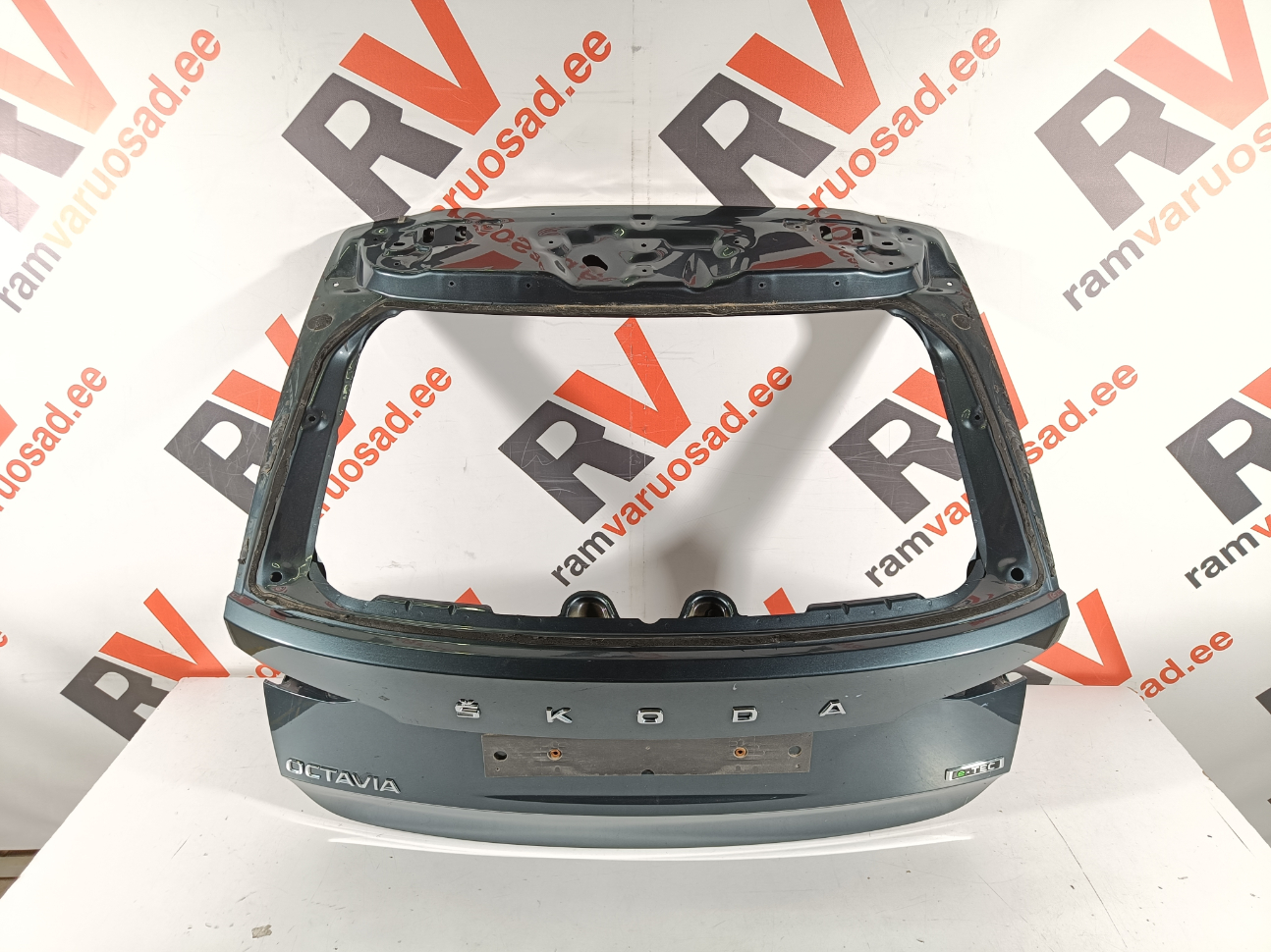 Skoda Octavia tagaluuk / trunk lid