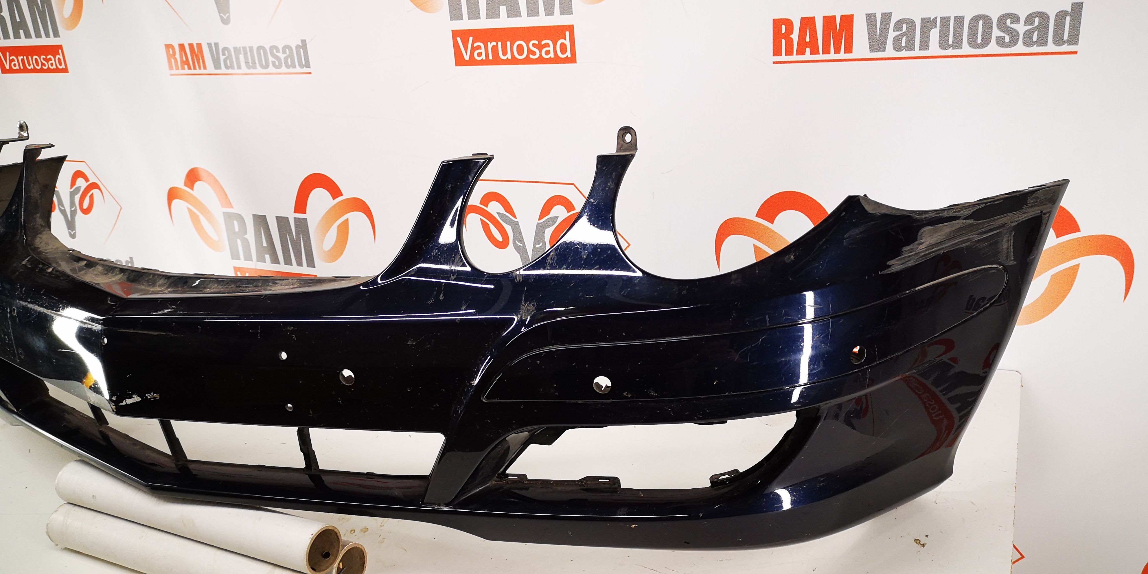 W211 Esistange / Front Bumper 2006-2009 - pilt 2