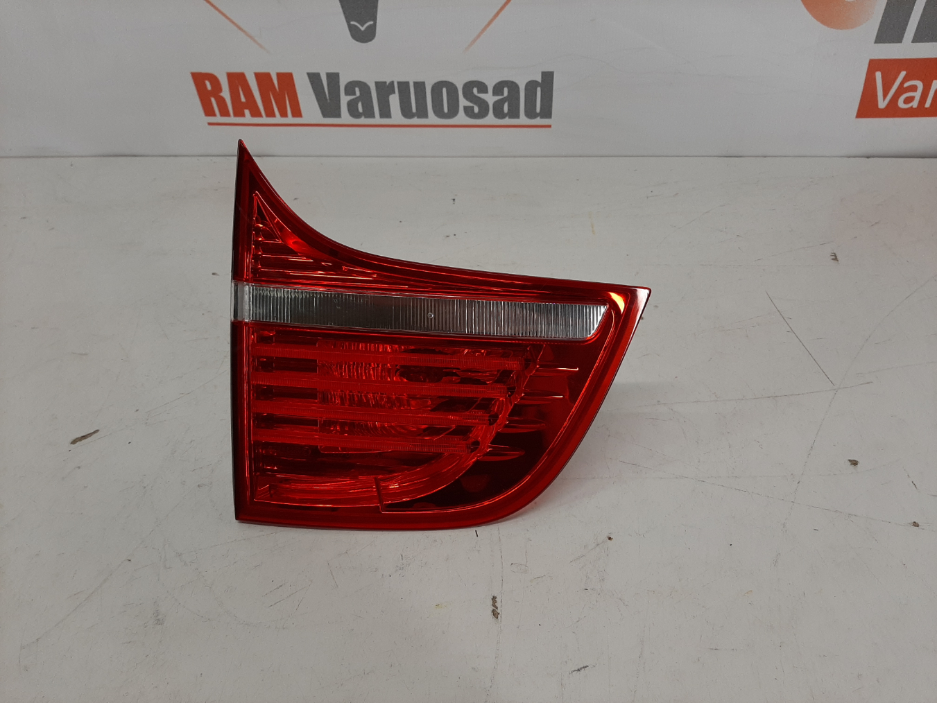 BMW X6 E71 2008-2014 tagatuli / rear light