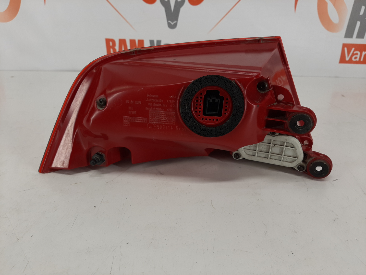 Audi A7 2010-2014 tagatuli / rear light - pilt 2