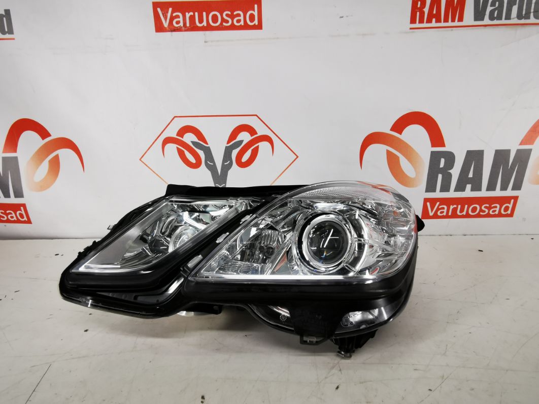MERCEDES-BENZ W212 Xenon esituli/headlight