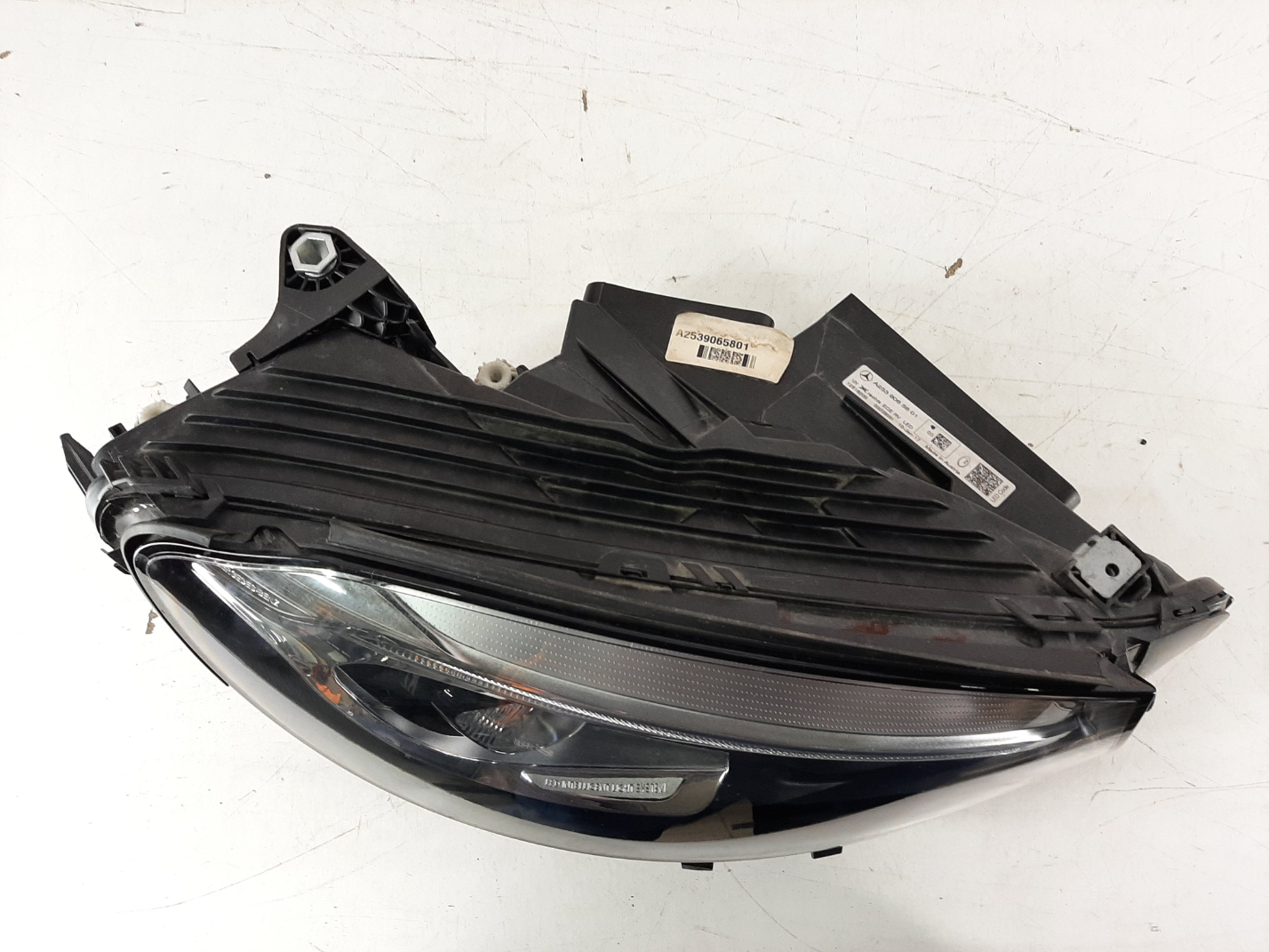 Mercedes GLC W253 esituli/headlight - pilt 2