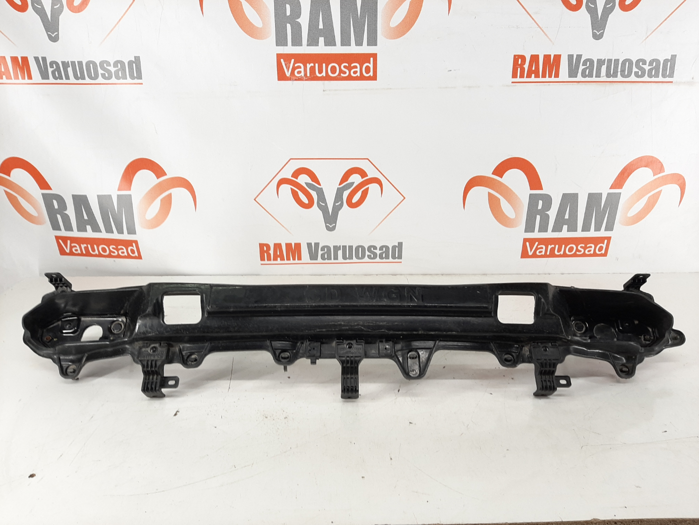 Kia Ceed Kombi tagumise kaitseraua tala/ rear crash bar