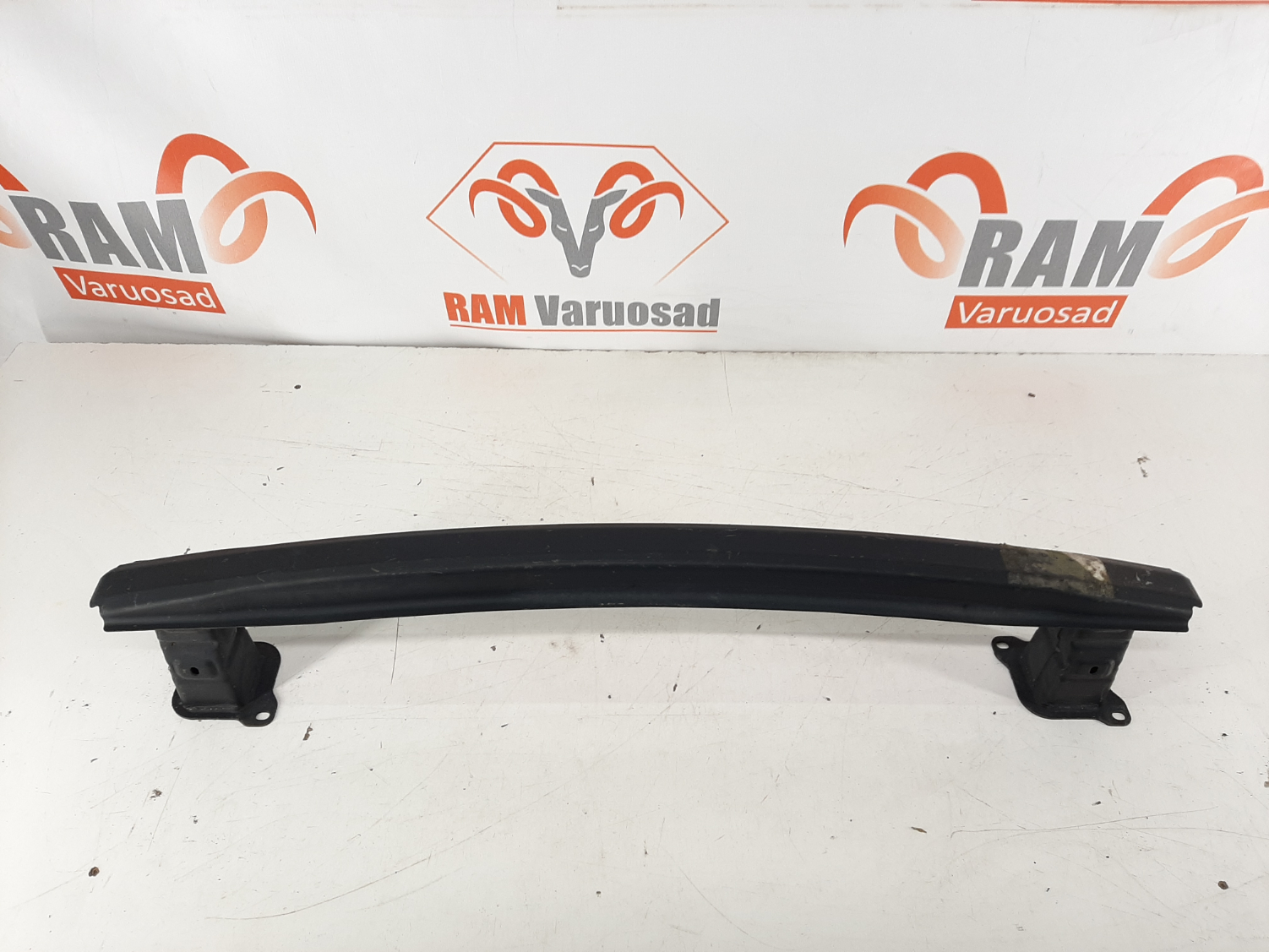 Skoda Fabia tagumise kaitseraua tala/ rear crash bar