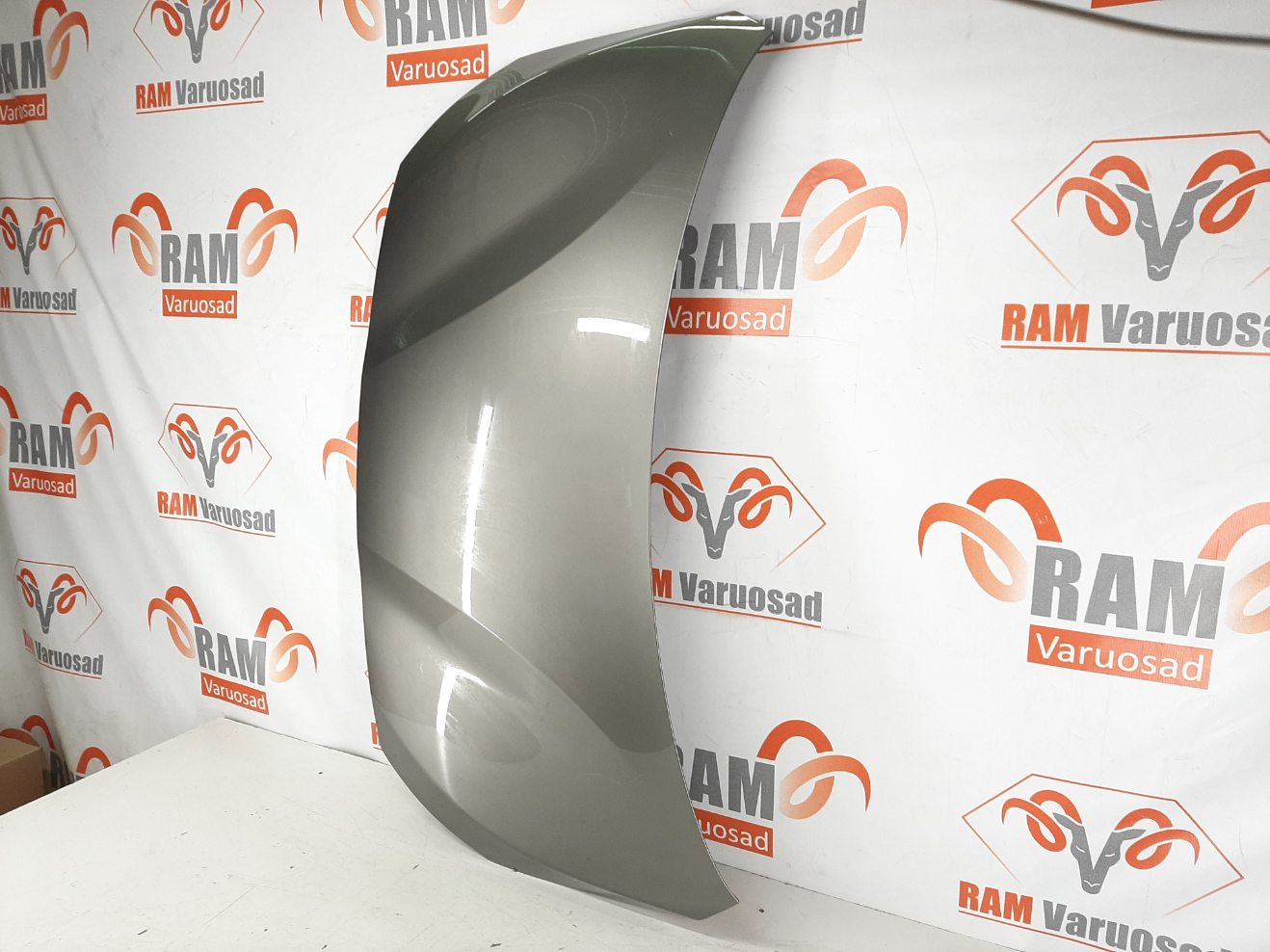 BMW 2 F45 kapott/ hood - pilt 3