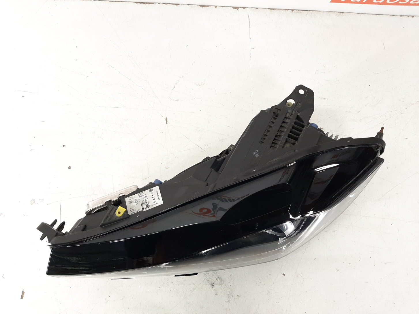 Jaguar XE esituli/ headlight - pilt 2