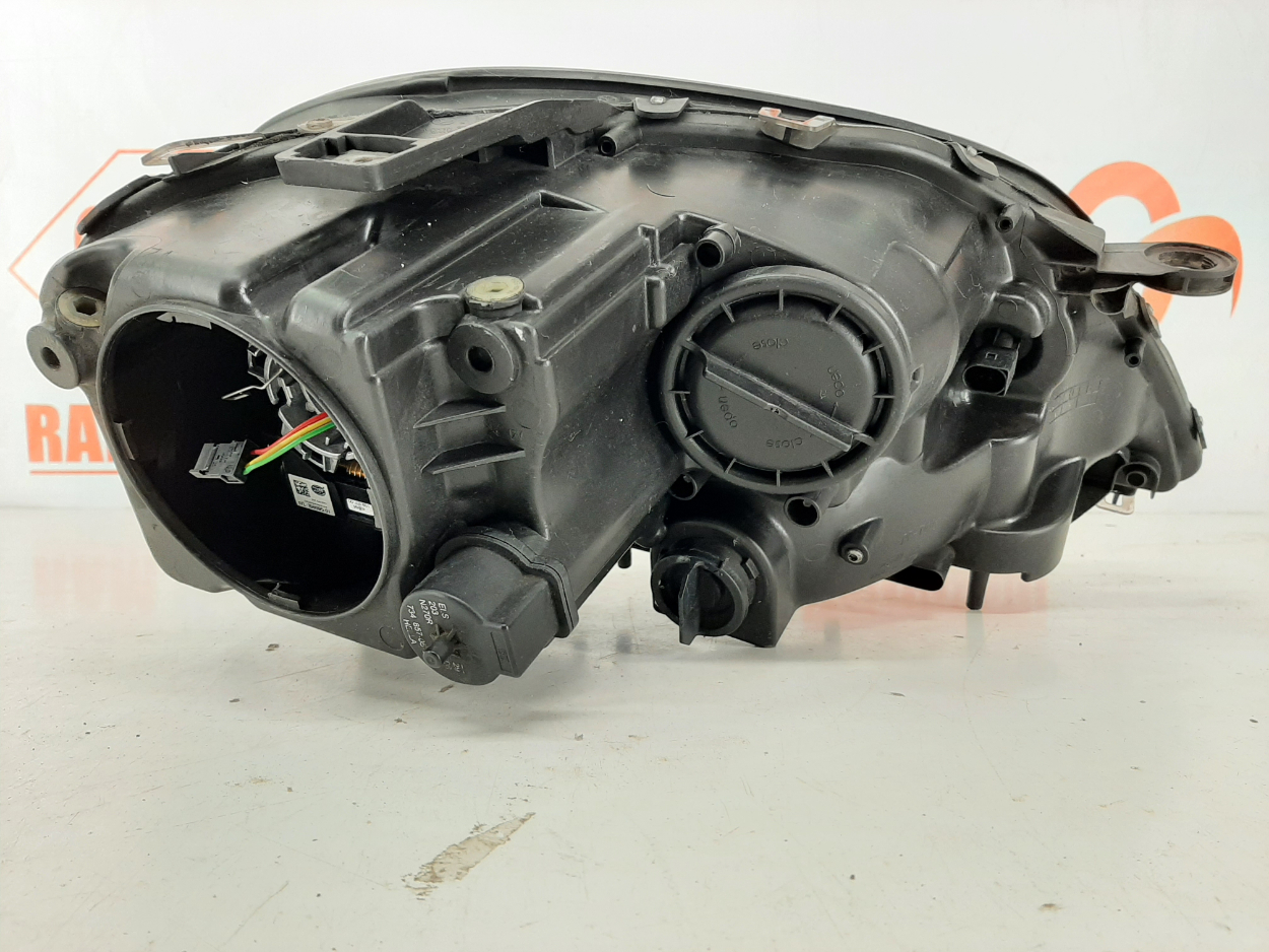 Mercedes ML W164 esituli/ headlight - pilt 3