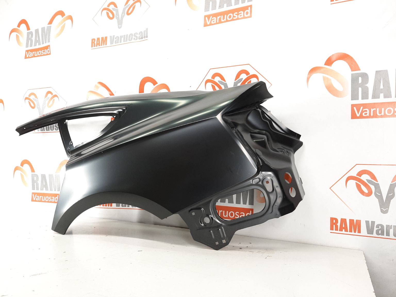 Audi A5 Sportsback tagatiib/ rear fender - pilt 3