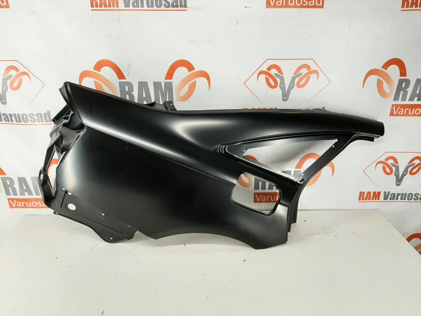 Audi A6 C7 sedan taga tiib/ rear fender