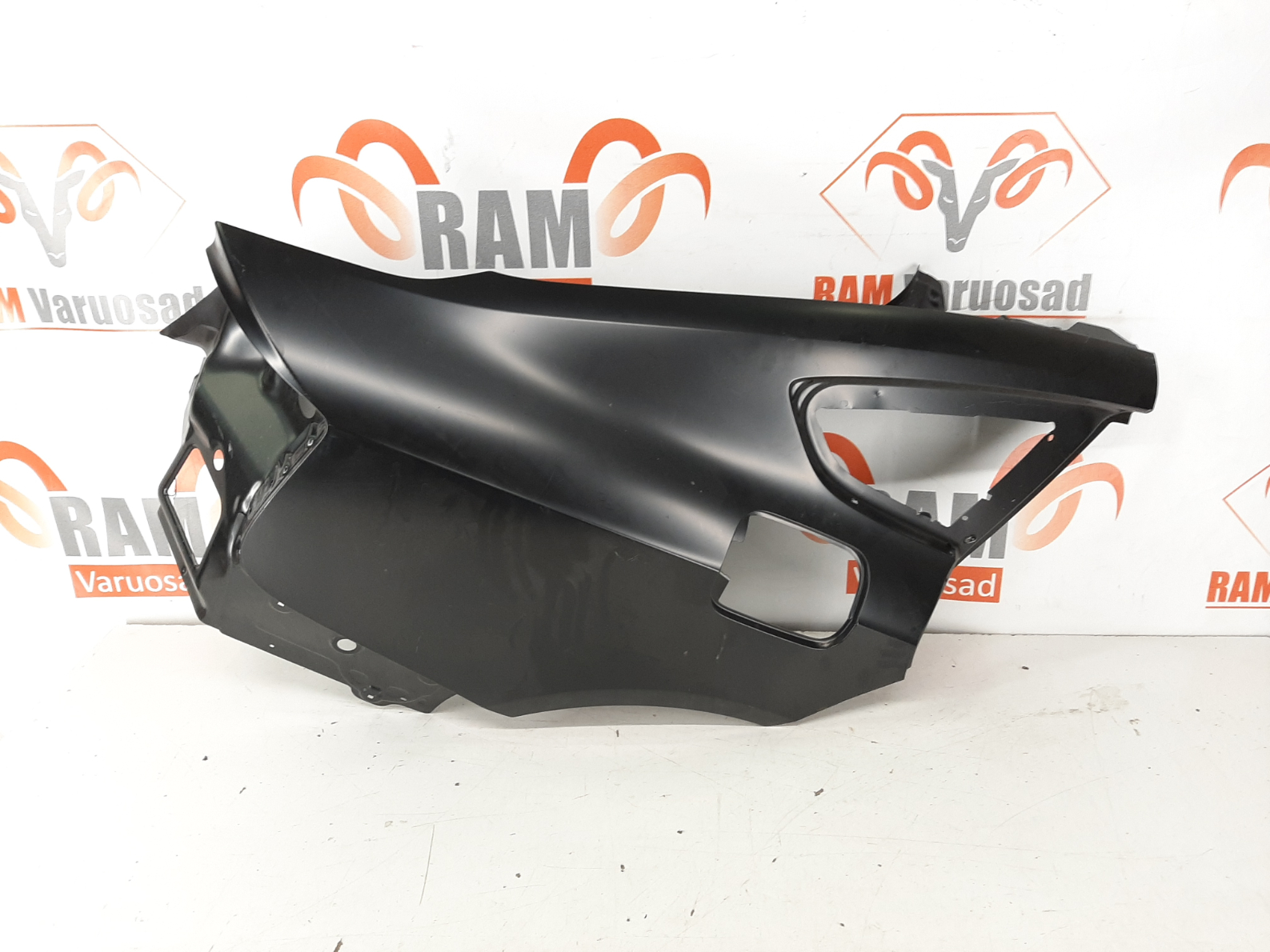 Audi A5 Sportsback tagatiib/ rear fender