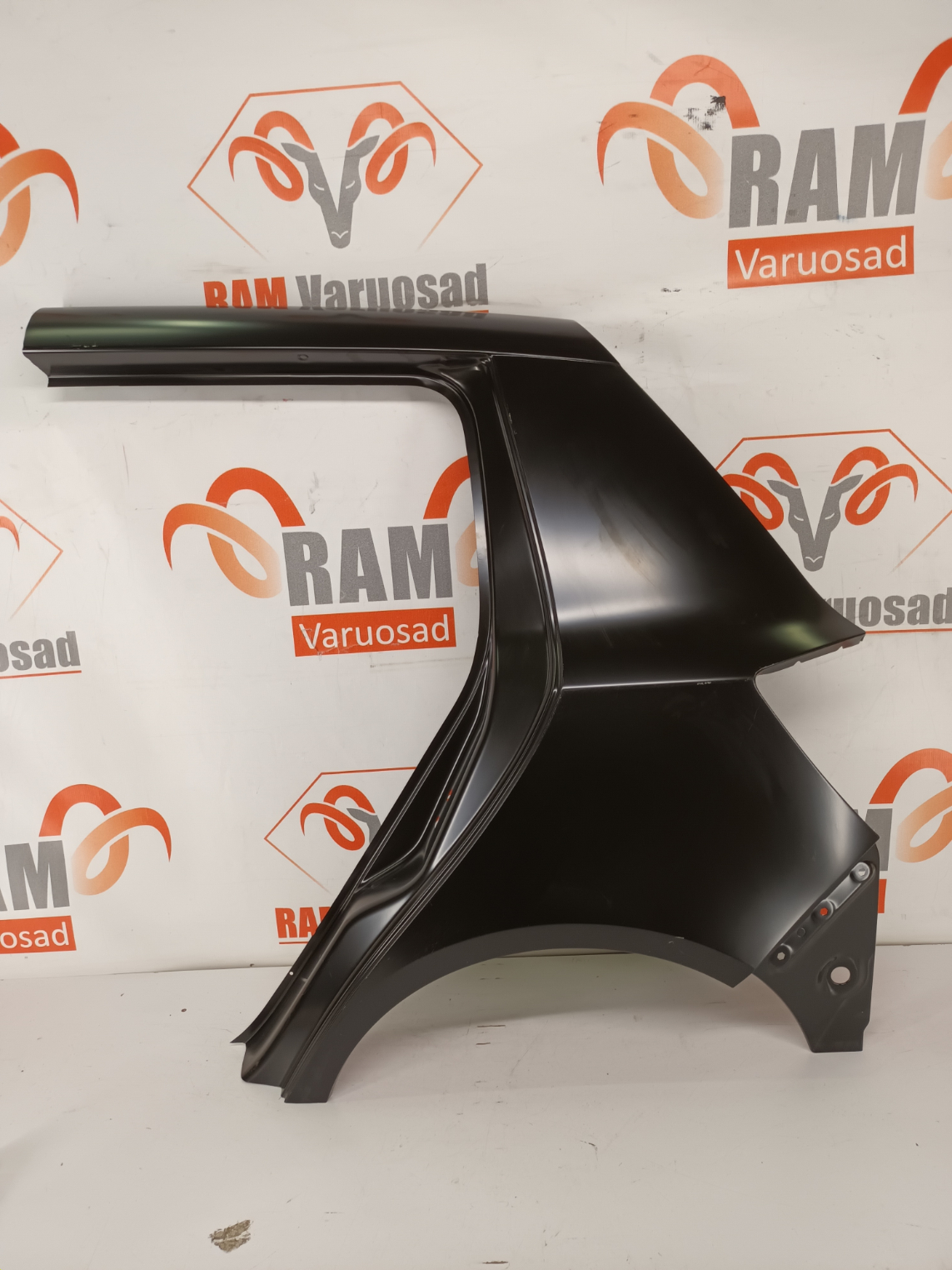Skoda Fabia  tagatiib / rear fender