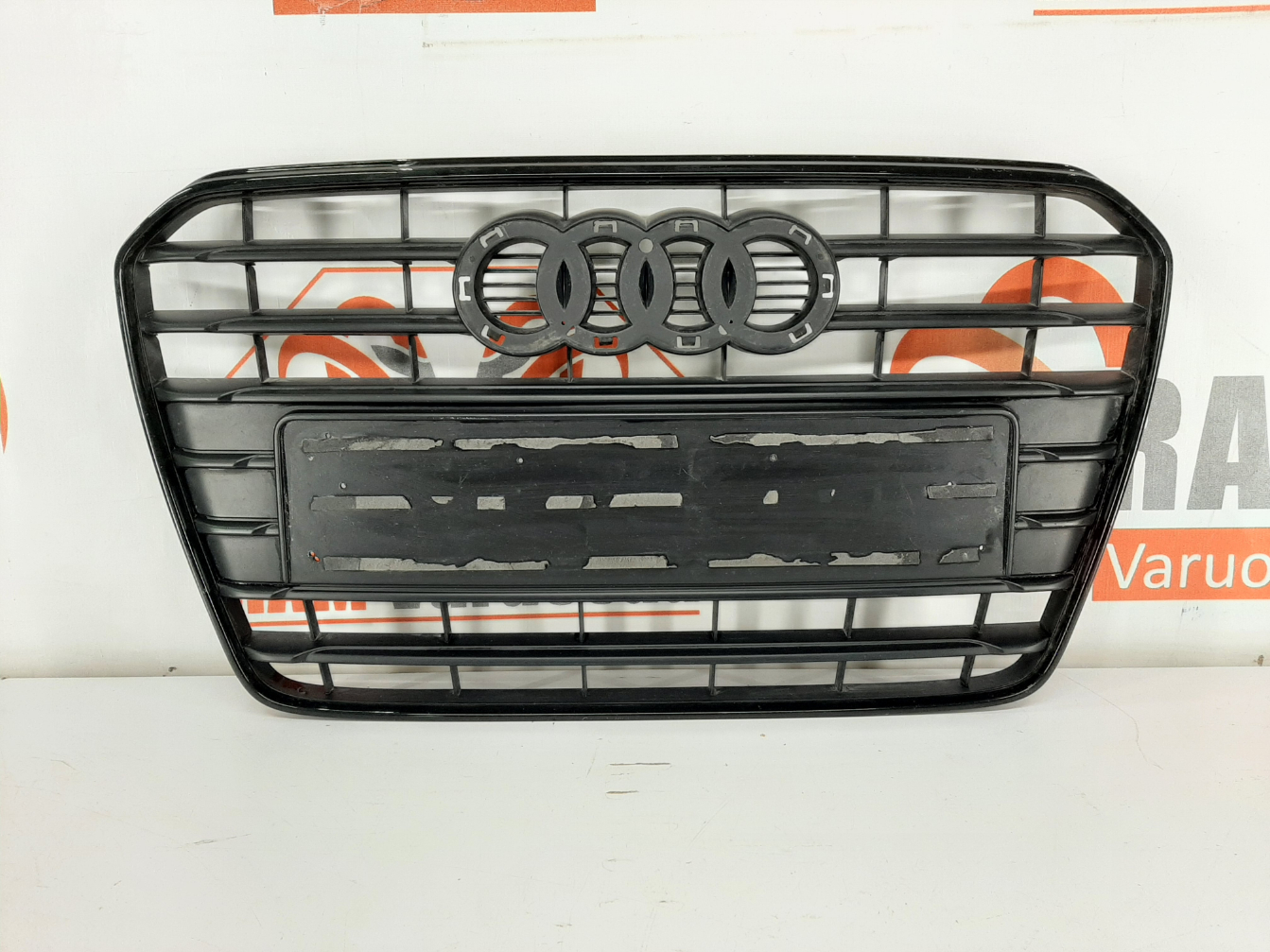 Audi A5 iluvõre / grille