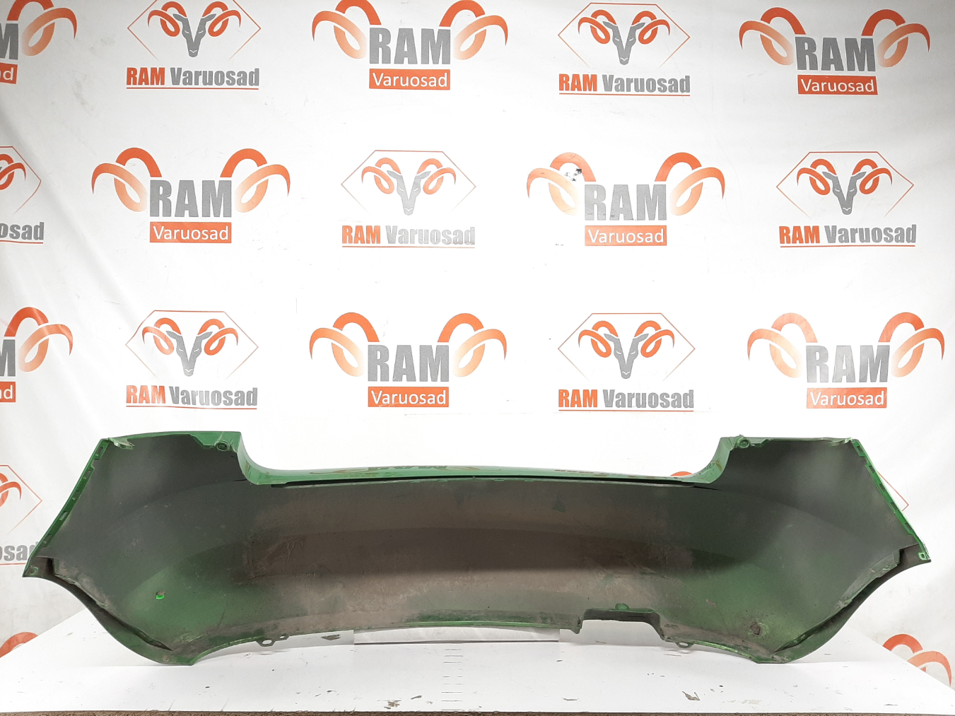 Skoda Fabia taga stange / rear bumper - pilt 4