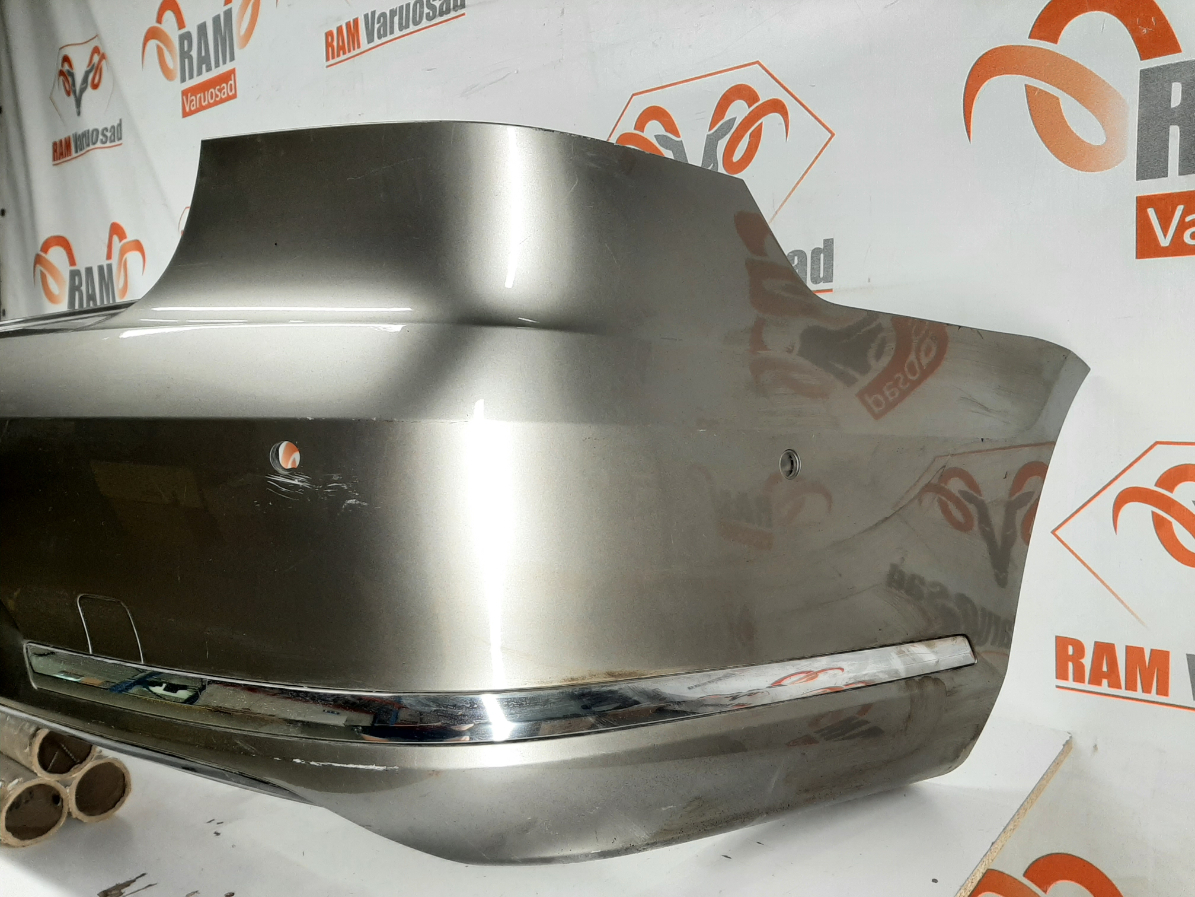 VW Passat B7 taga stange / rear bumper - pilt 3