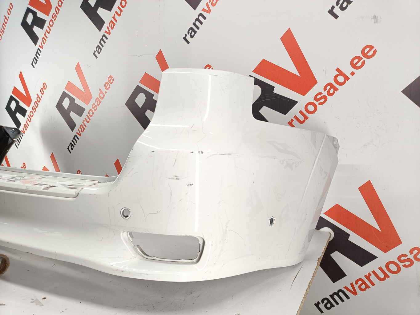 Jeep Grand Cherokee summit tagastange/ rear bumper - pilt 3