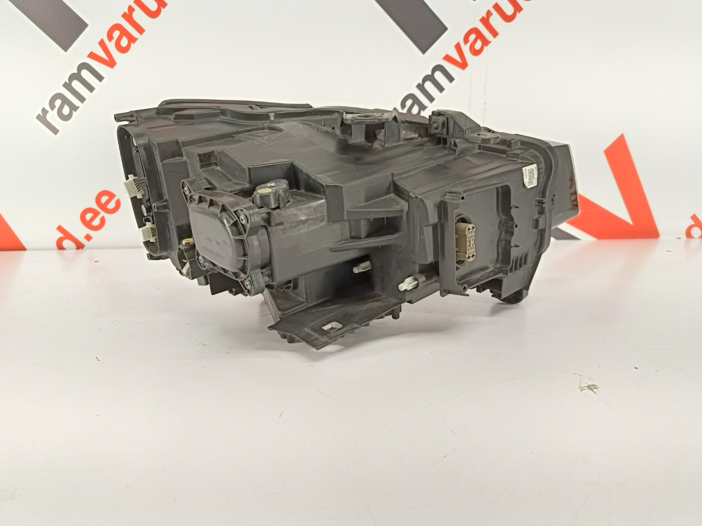 Audi Q2 esituli/ headlight - pilt 3