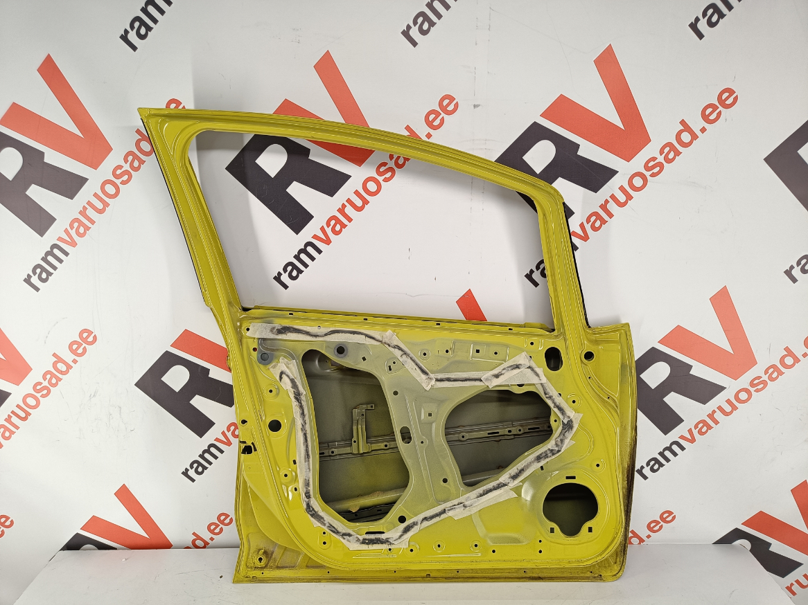 Honda Jazz esiuks/ front door - pilt 4