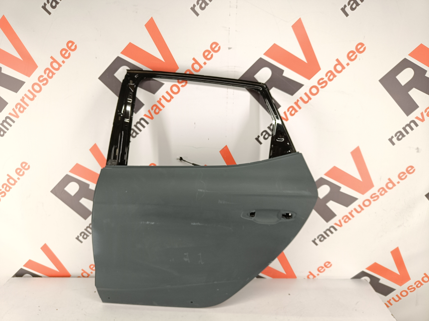 Seat Arona taga uks / rear doors