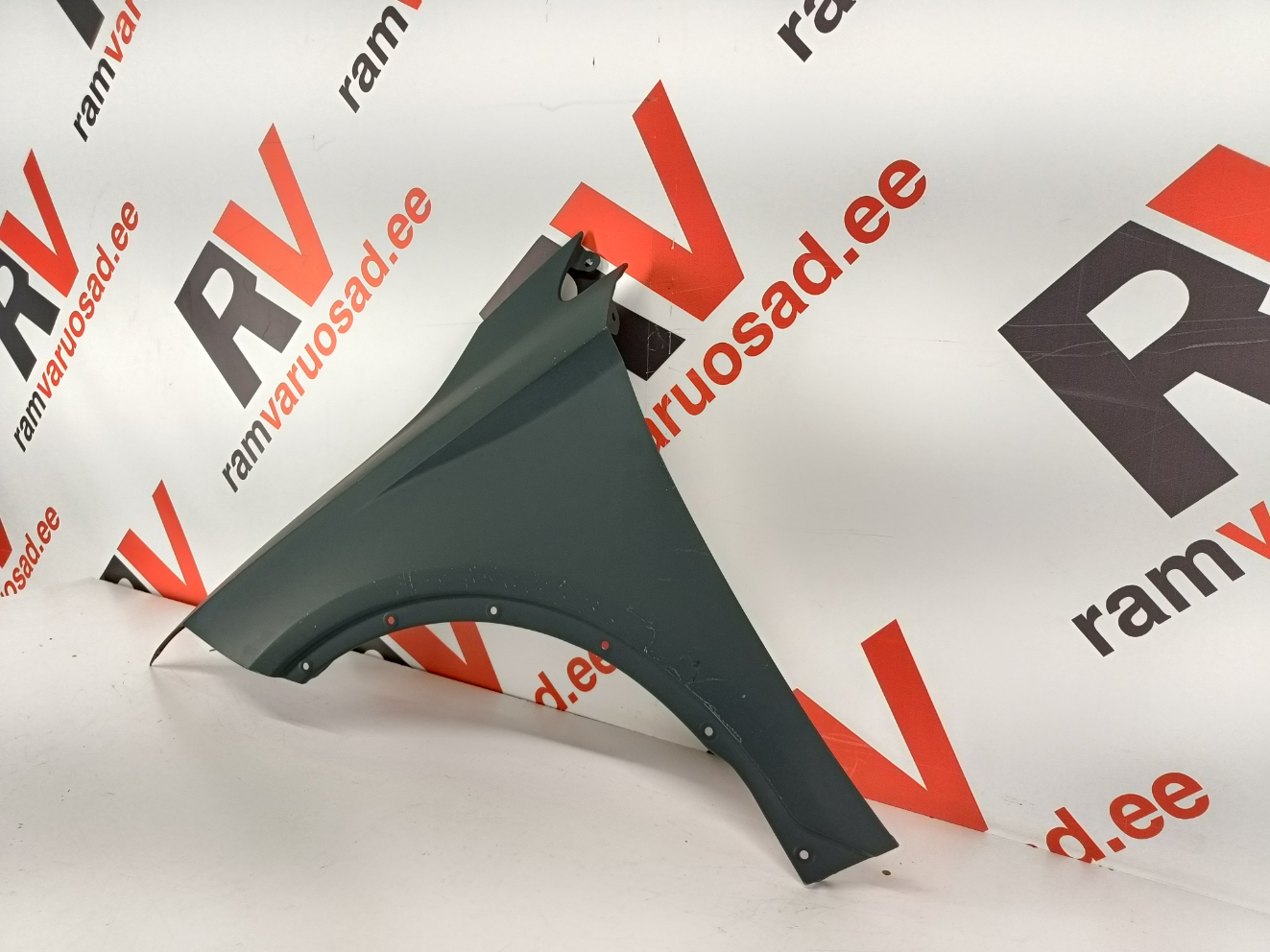 Seat Arona esi tiib / front fender - pilt 3
