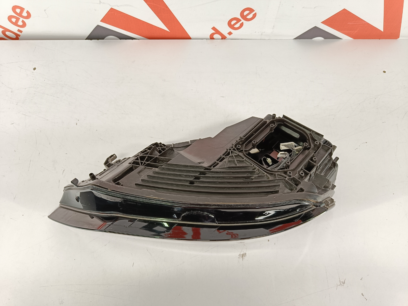 Audi A8 esituli / headlight - pilt 4