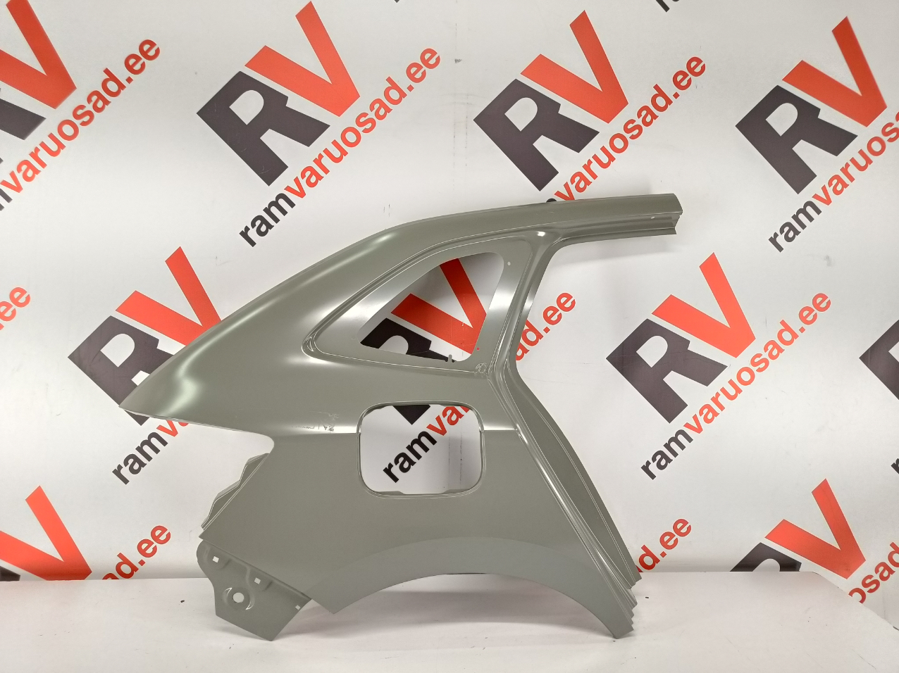 Skoda Scala tagatiib / rear fender