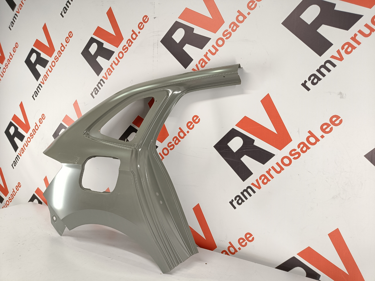 Skoda Scala tagatiib / rear fender - pilt 3