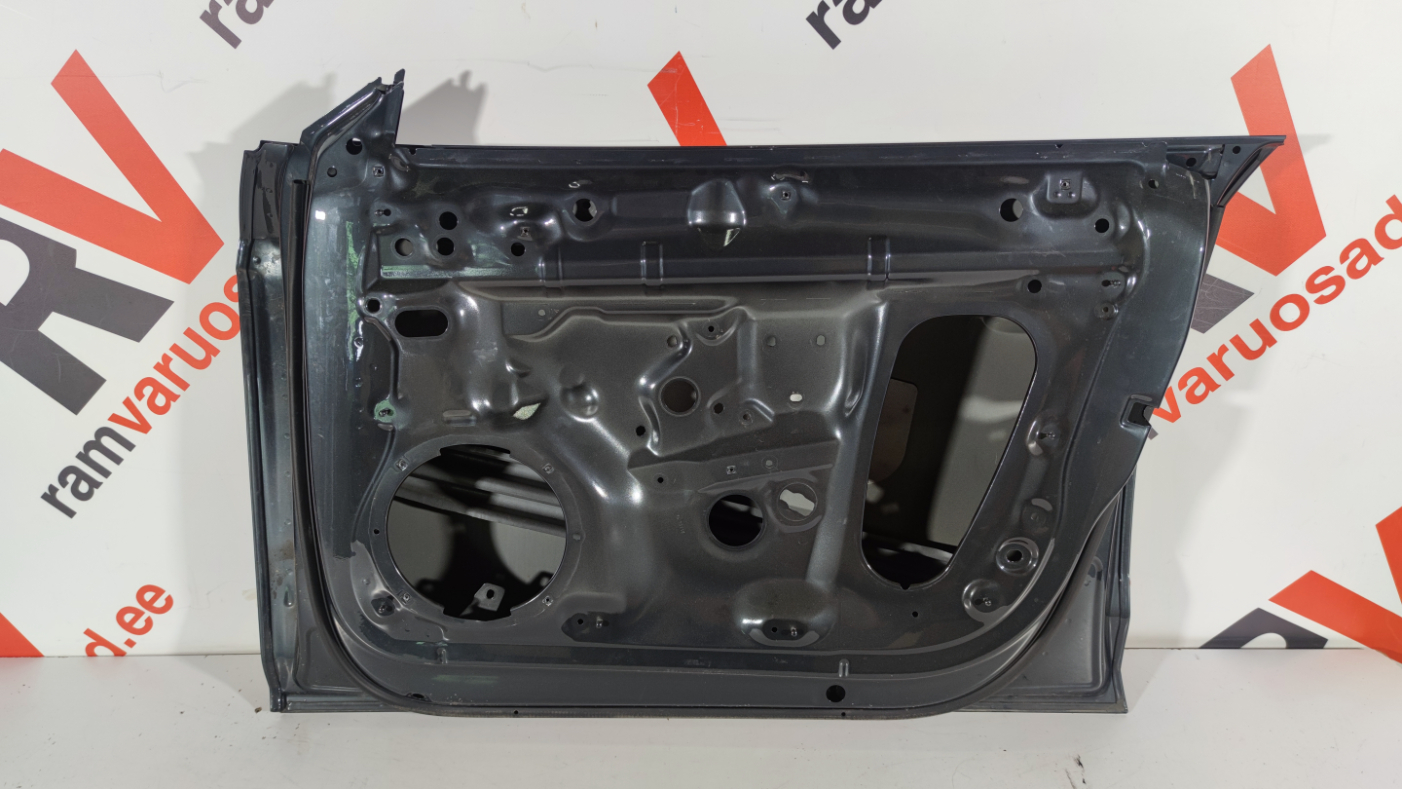 Audi A5 esiuks / front door - pilt 4