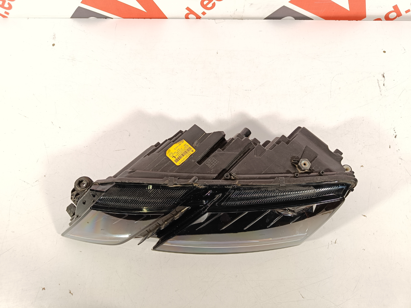 Skoda Octavia III esituli / headlight - pilt 2