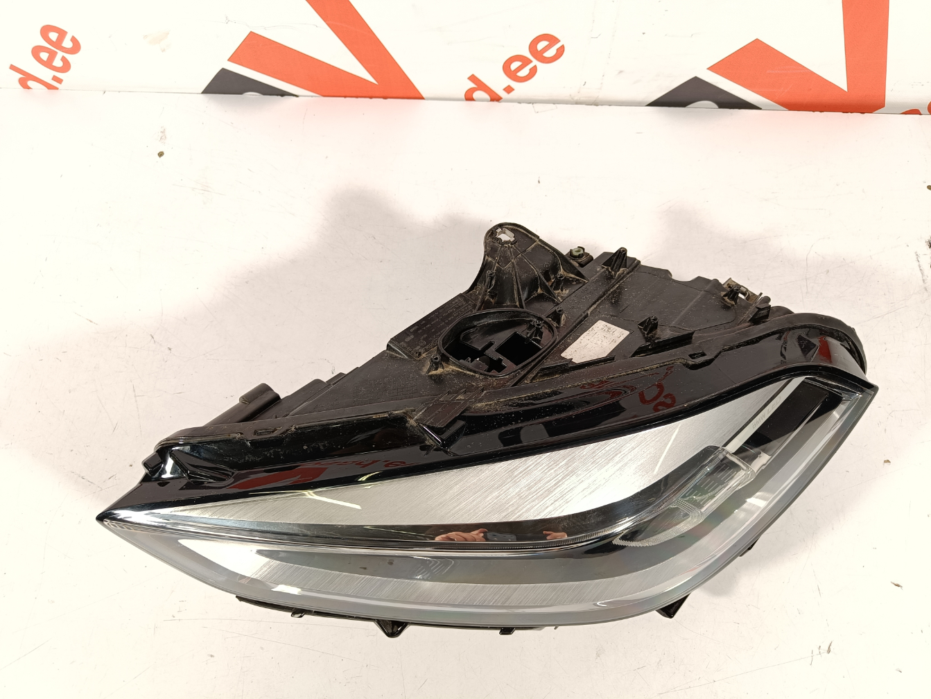 BMW 1 F40 esituli / headlight - pilt 2