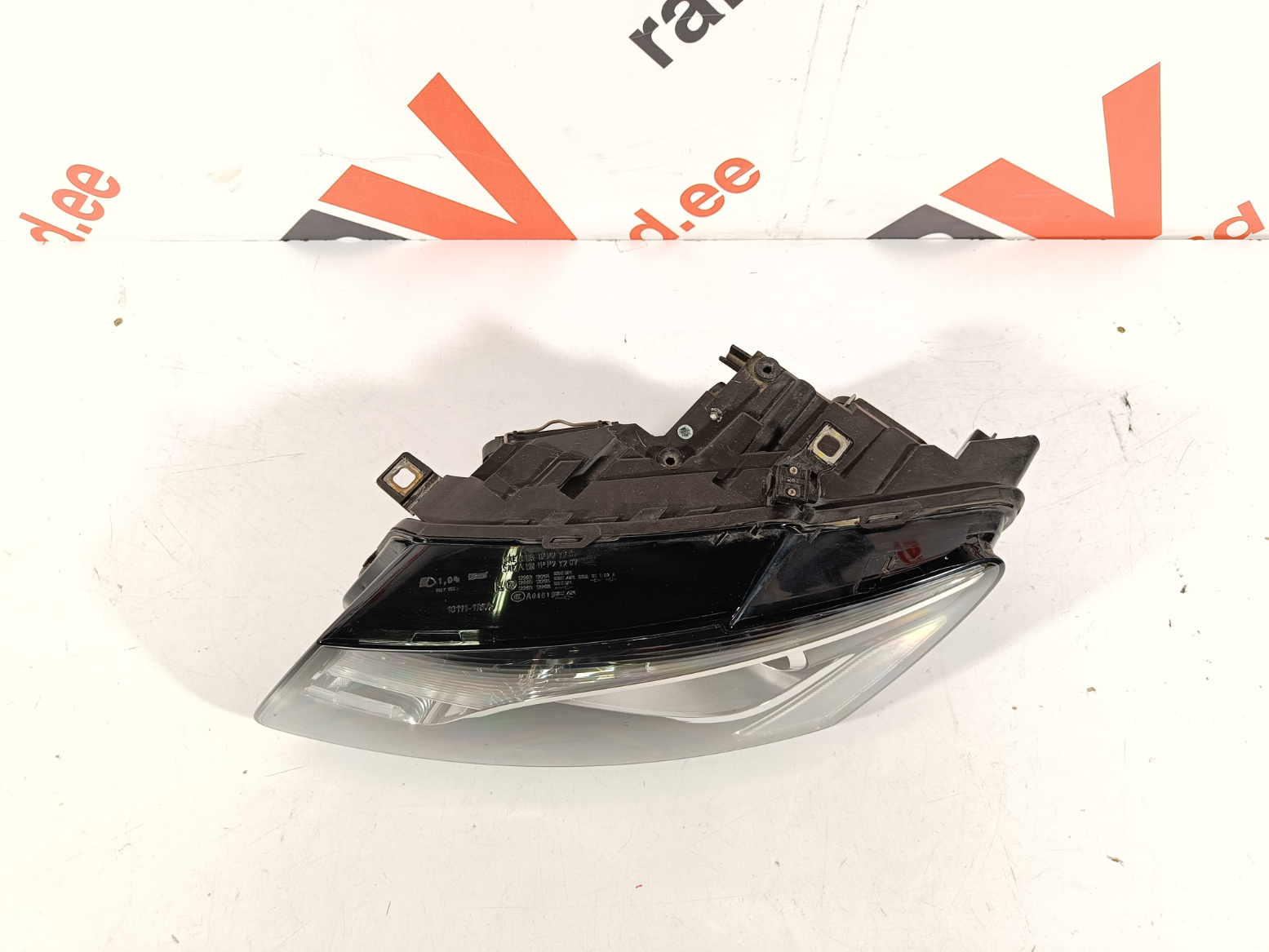 Audi Q5 esituli / headlight - pilt 2