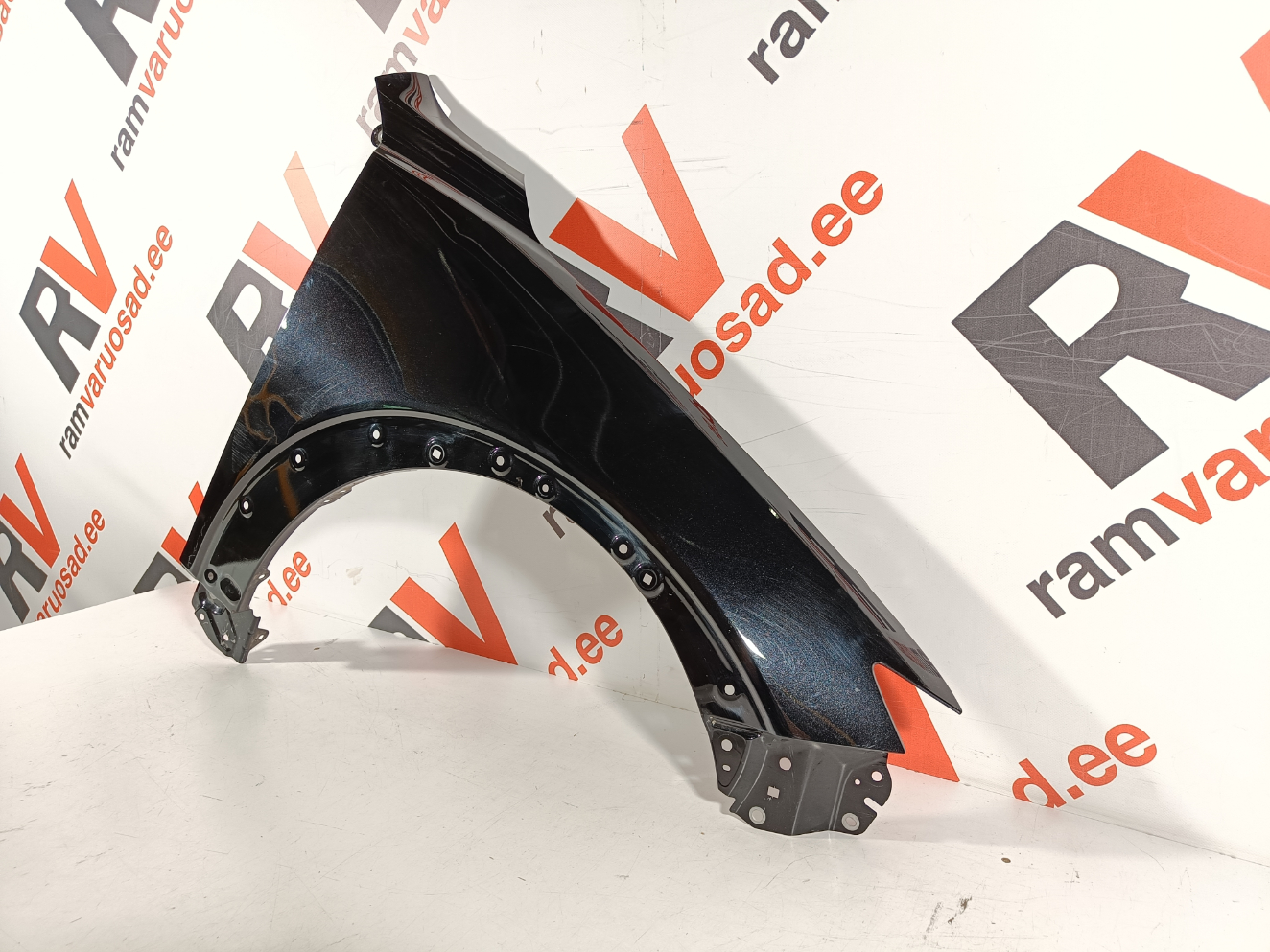 Mazda CX-30 esitiib / front fender - pilt 3