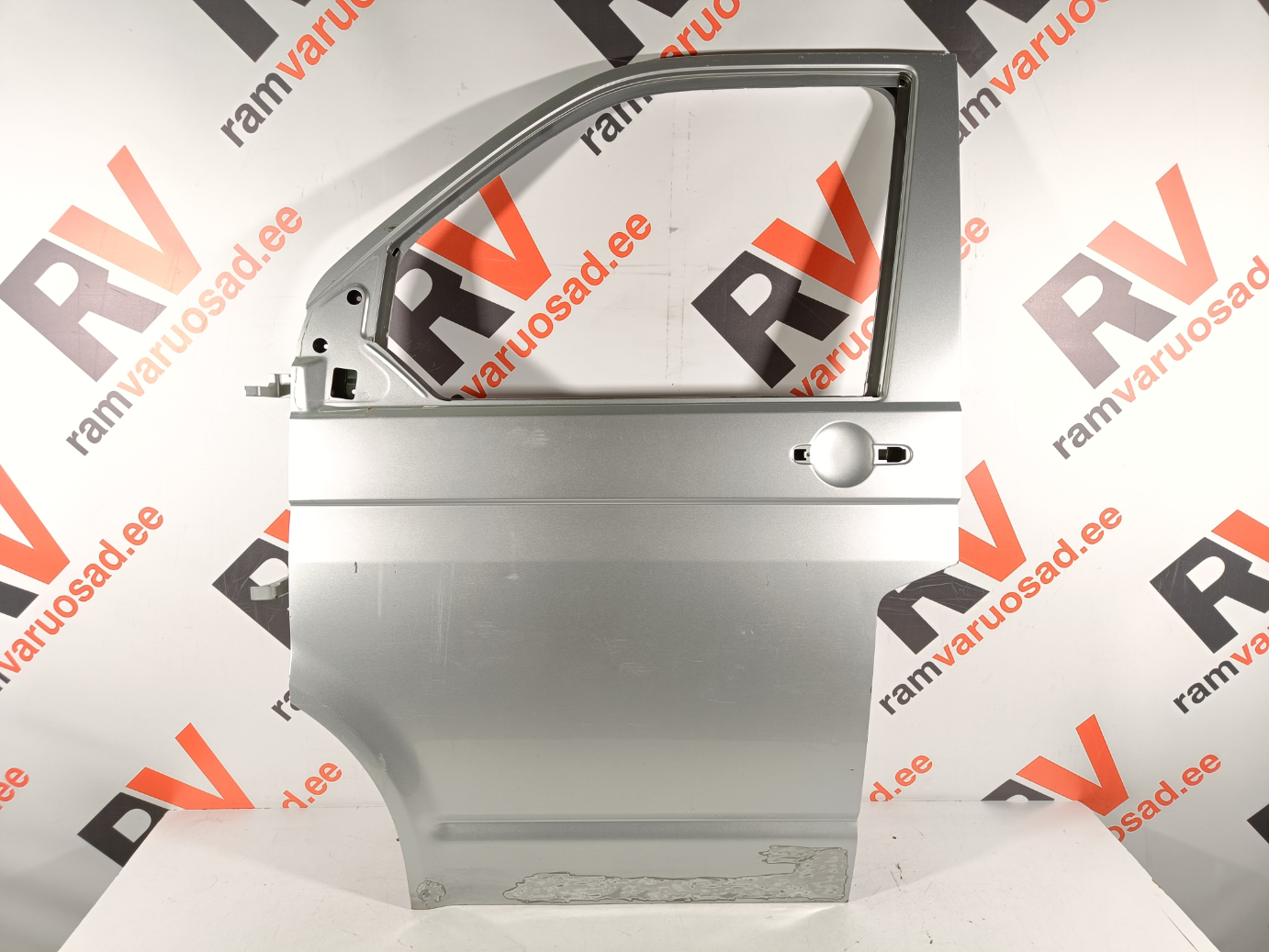VW Transporter T5 esiuks / front doors