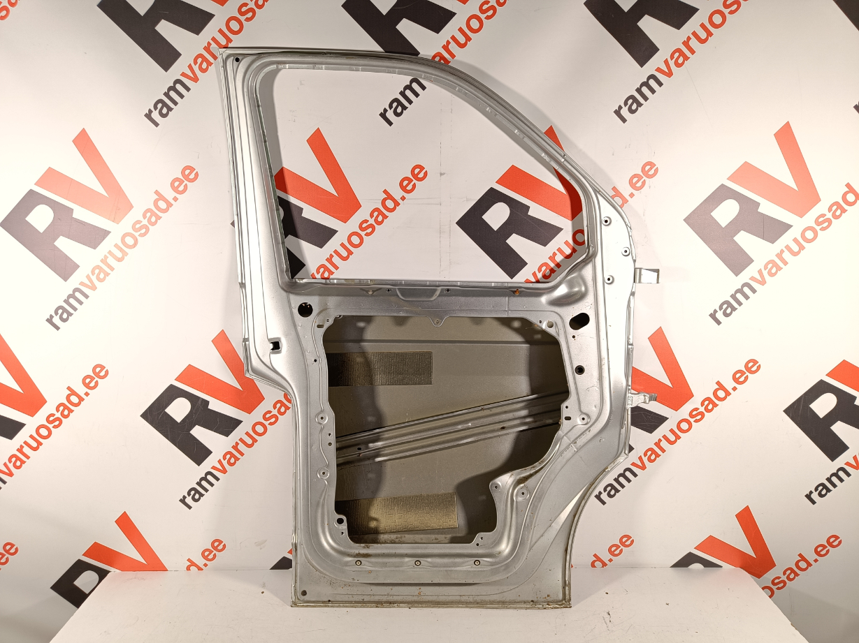 VW Transporter T5 esiuks / front doors - pilt 4