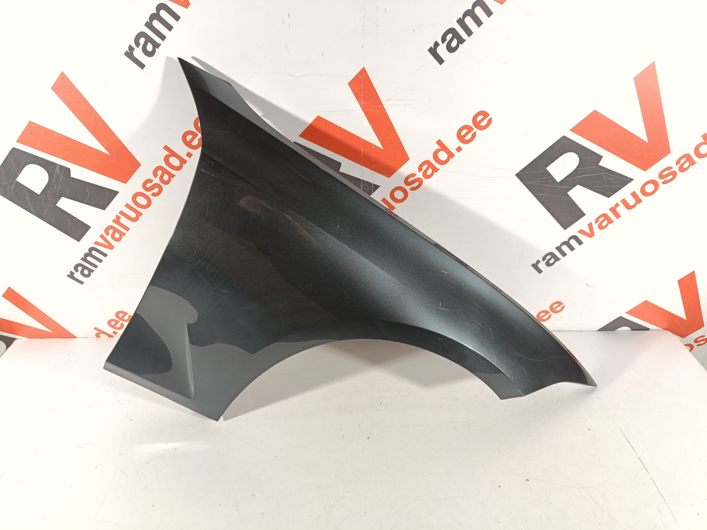 BMW 3 G20 esitiib / front fender