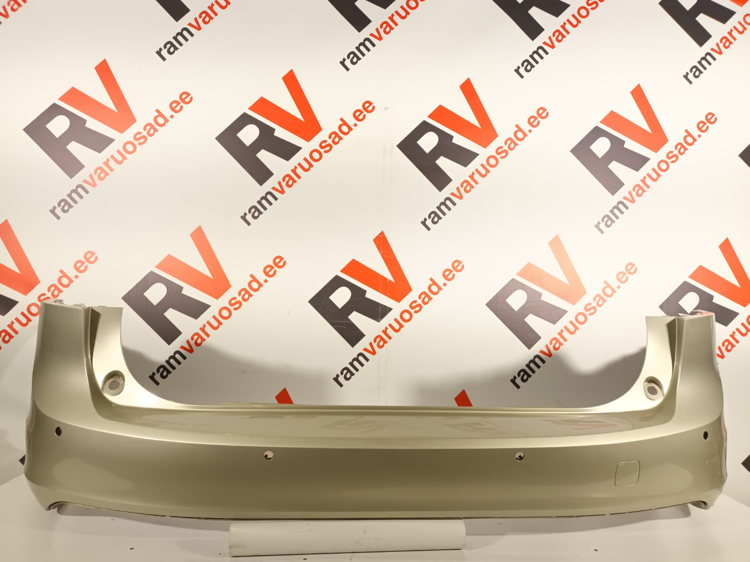 Volvo V90 tagastange / rear bumper