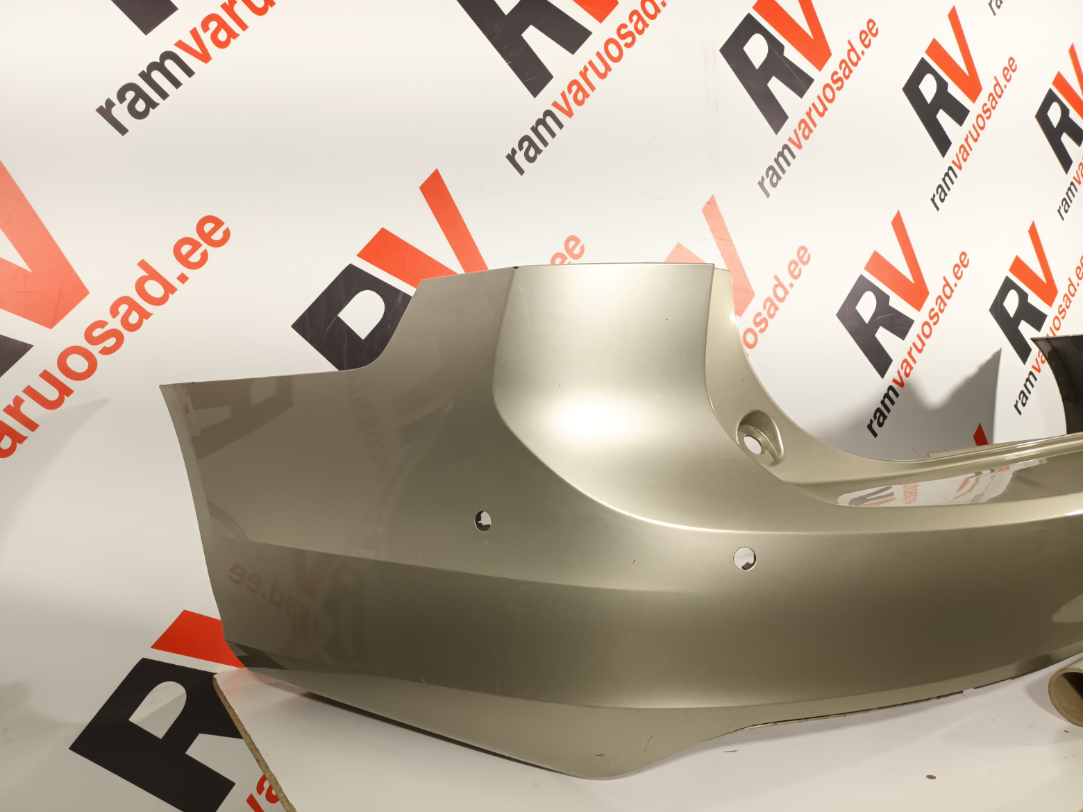 Volvo V90 tagastange / rear bumper - pilt 2