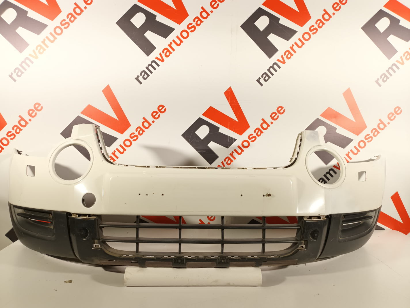 Skoda Yeti esistange / front bumper