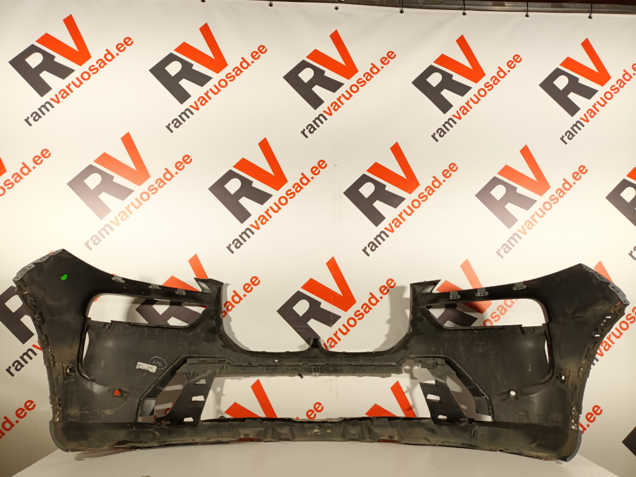 BMW X7 G07 esistange / front bumper - pilt 4
