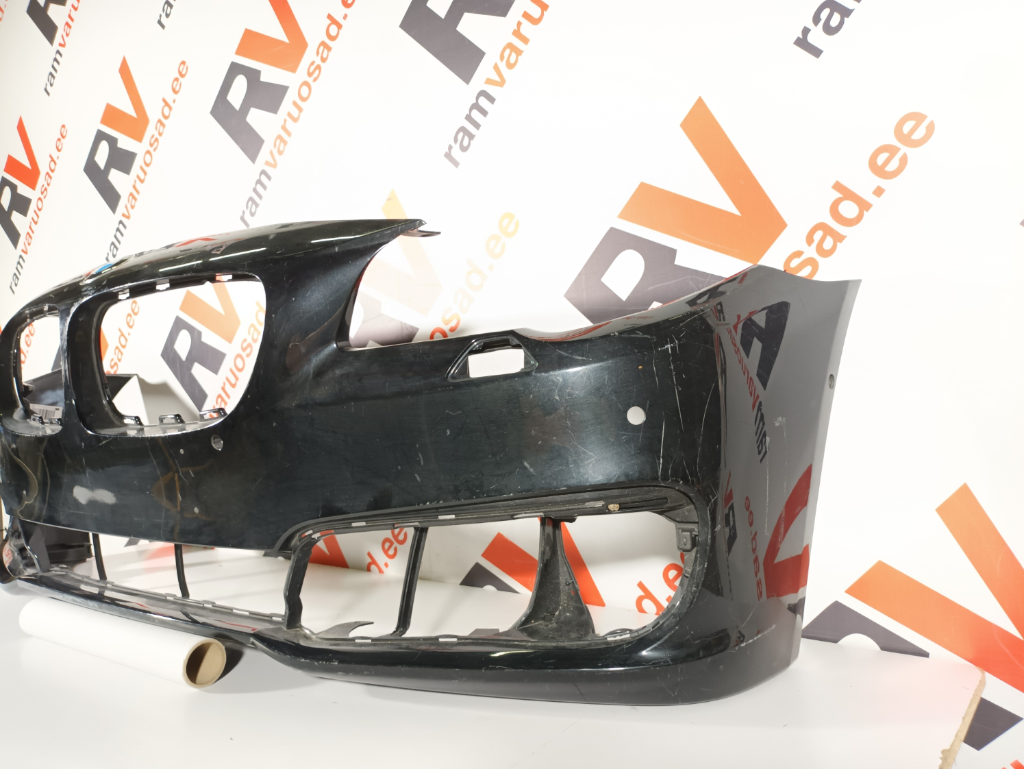 BMW 5 F10 esistange / front bumper - pilt 3