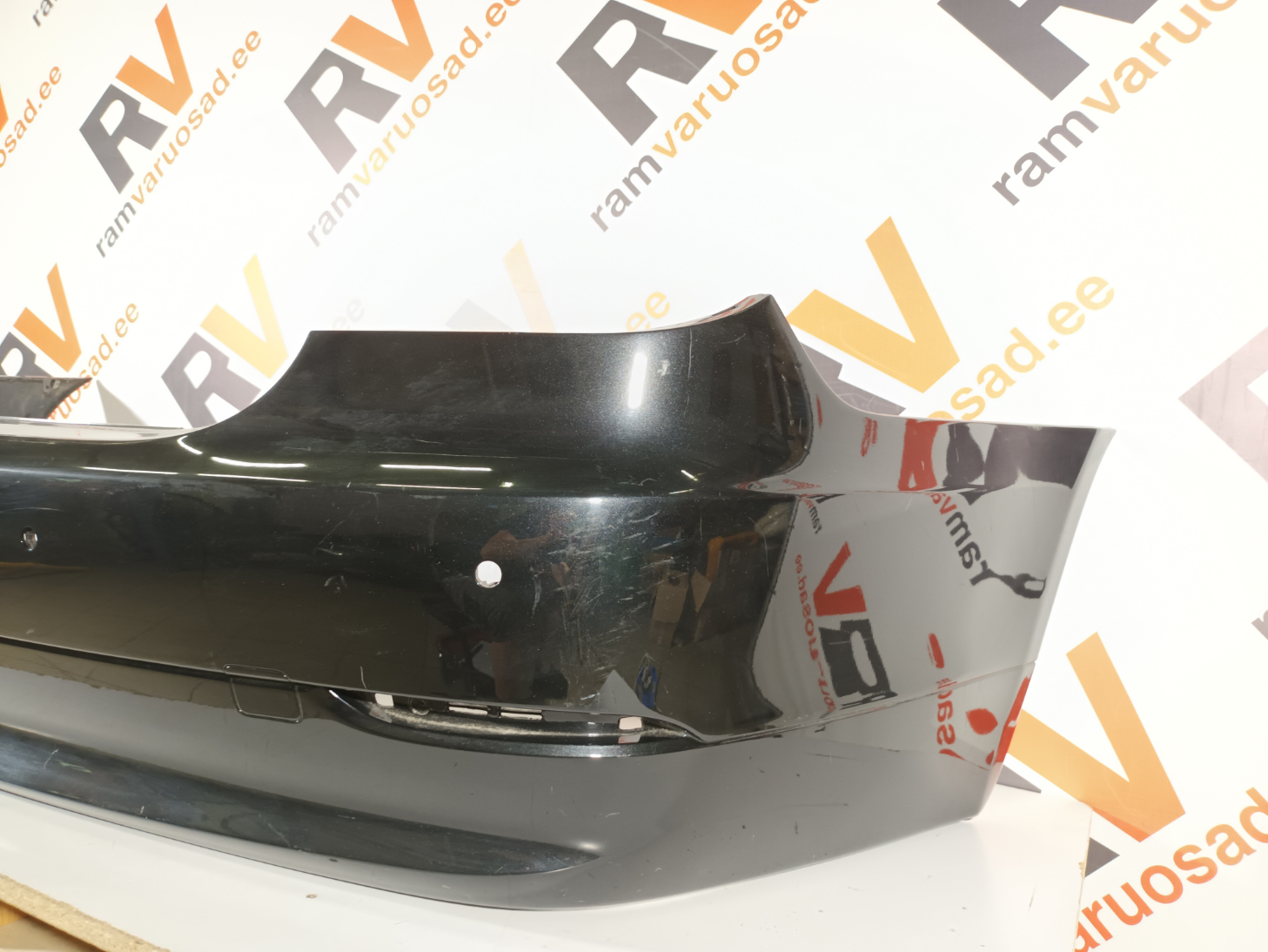 BMW 5 E60 tagastange / rear bumper - pilt 3