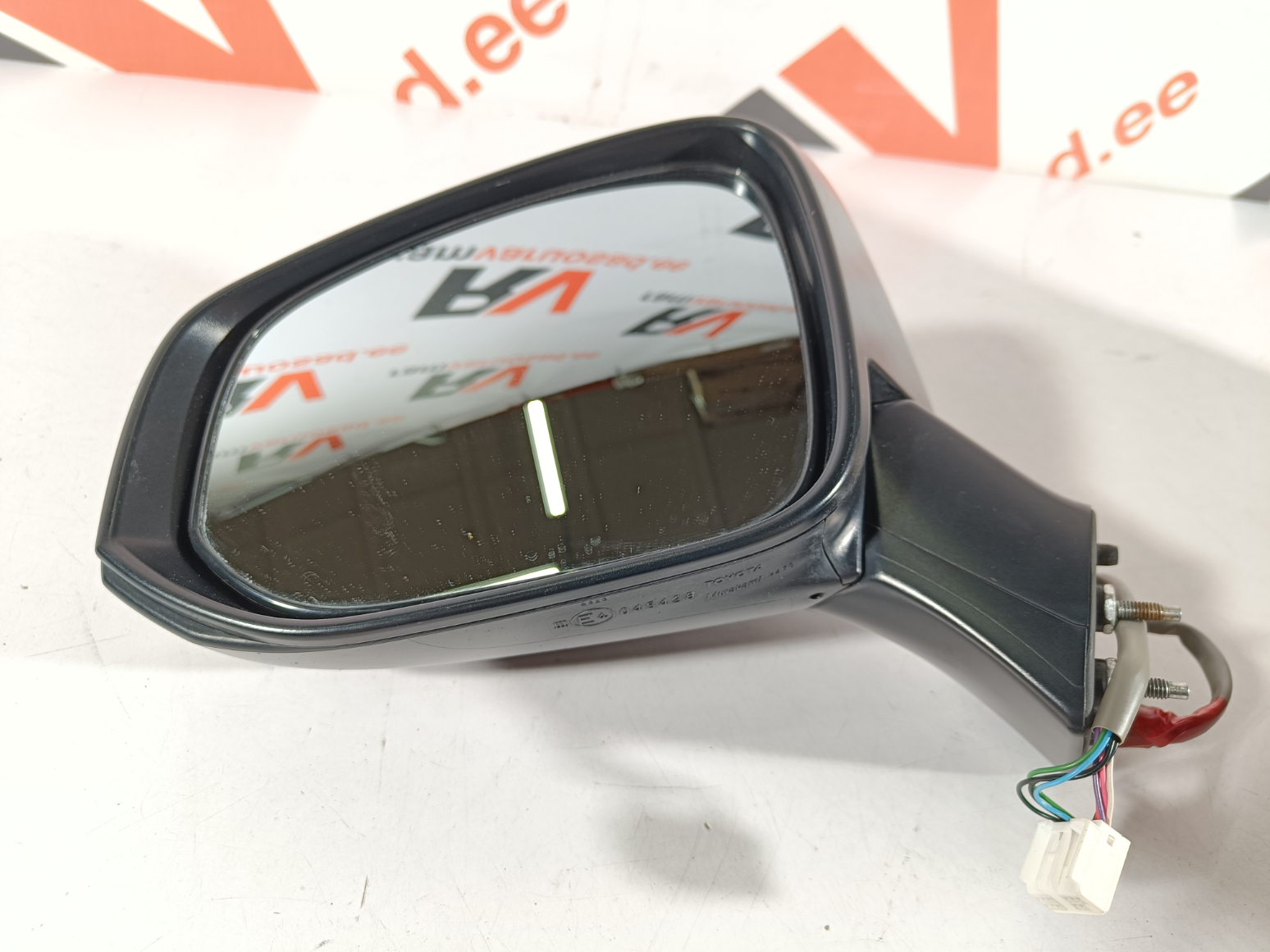 Toyota RAV 4 peegel / mirror