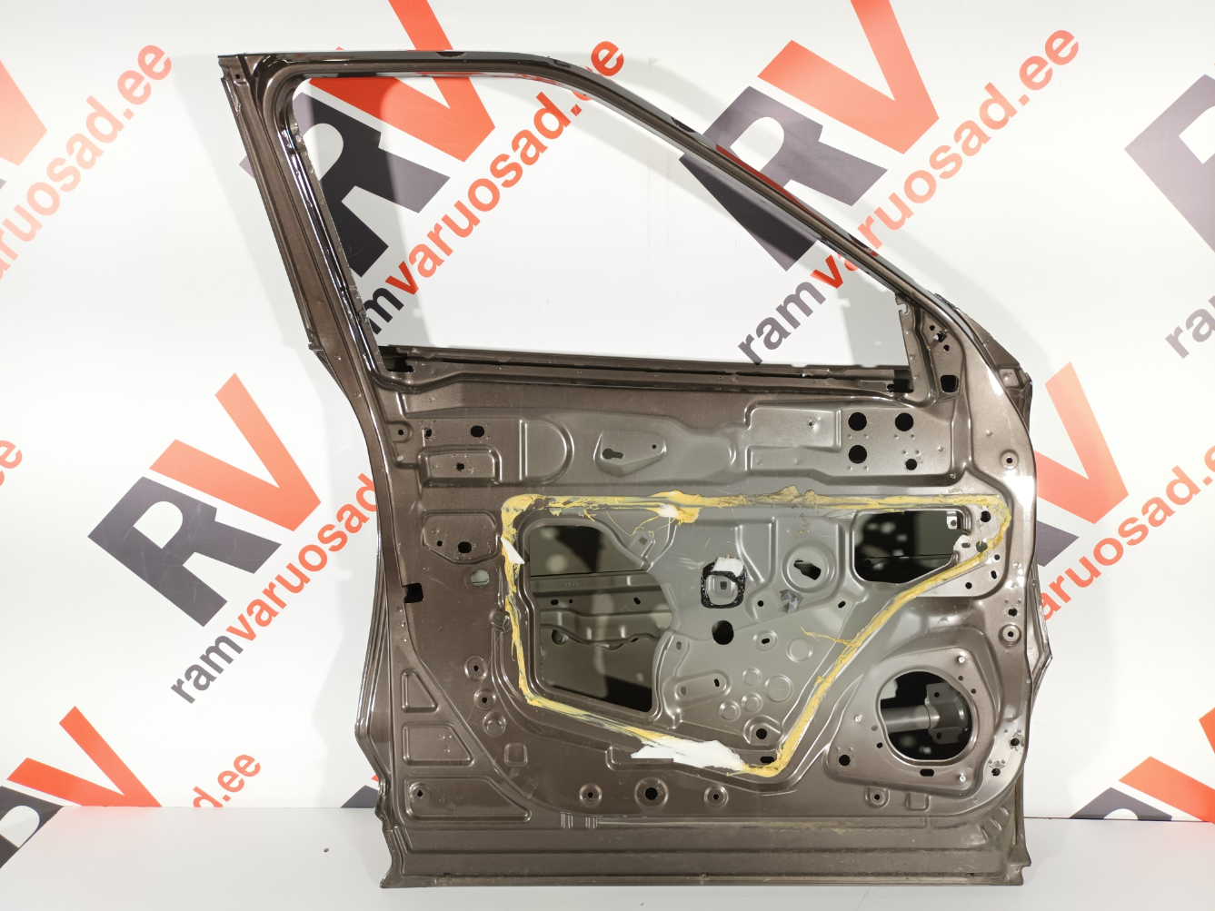 Nissan Juke esiuks / front door - pilt 4