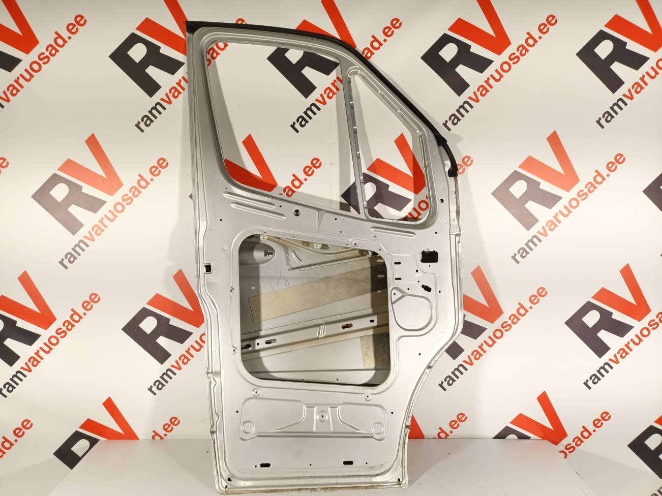 Mercedes Sprinter W910 esiuks / front door - pilt 4