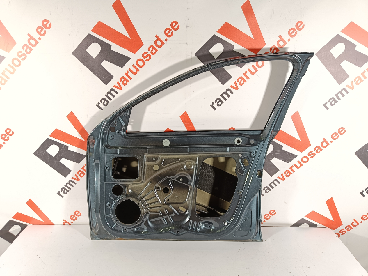 Skoda Octavia esiuks / front doors - pilt 4